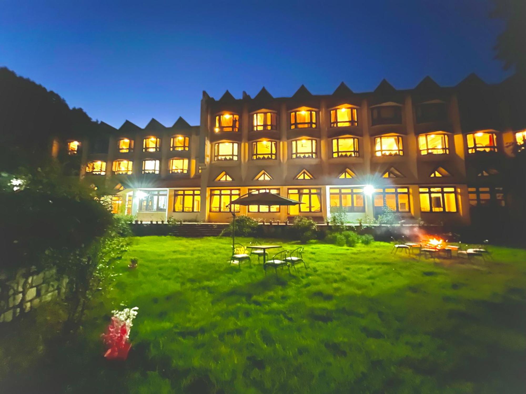 The Sagar Resort - Few Steps From Manali Mall Road Екстериор снимка